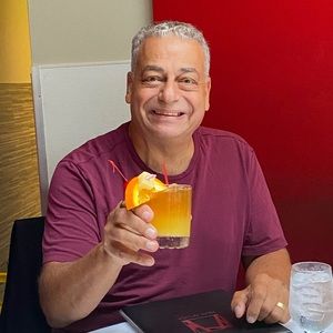 Meet your Posher, Mickey